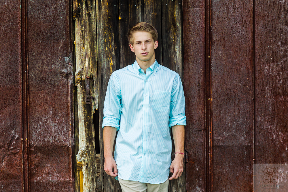 Noah’s Senior Session—- This guy is a legend and I am so excited for his future. Great soccer and hockey player, loves to fish, and is an all around good guy.
